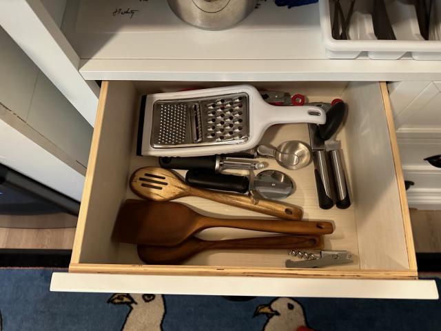 The Hideaway kitchen utensils